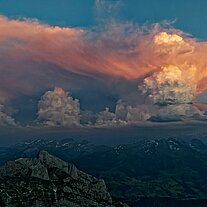 Wolkenstimmung bei Sonnenuntergang