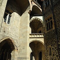 Arkadengänge im Hof