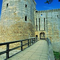 Brücke zum Chateau la Hunaudaye