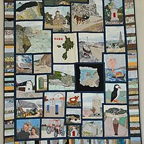 Stoffplakat in der Kirche