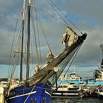 Die Zephyr vor Anker