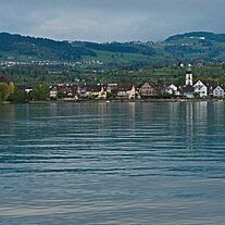 Blick über den See nach Horn