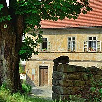 altes Haus an der Kirche