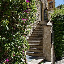 Treppenaufgang in Cervo
