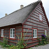 Reethaus mit Reetwänden