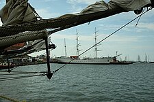 Zephyr Klüver Blick zur Gorch Fock