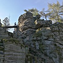 Hackelstein mit Gaby auf der Brücke